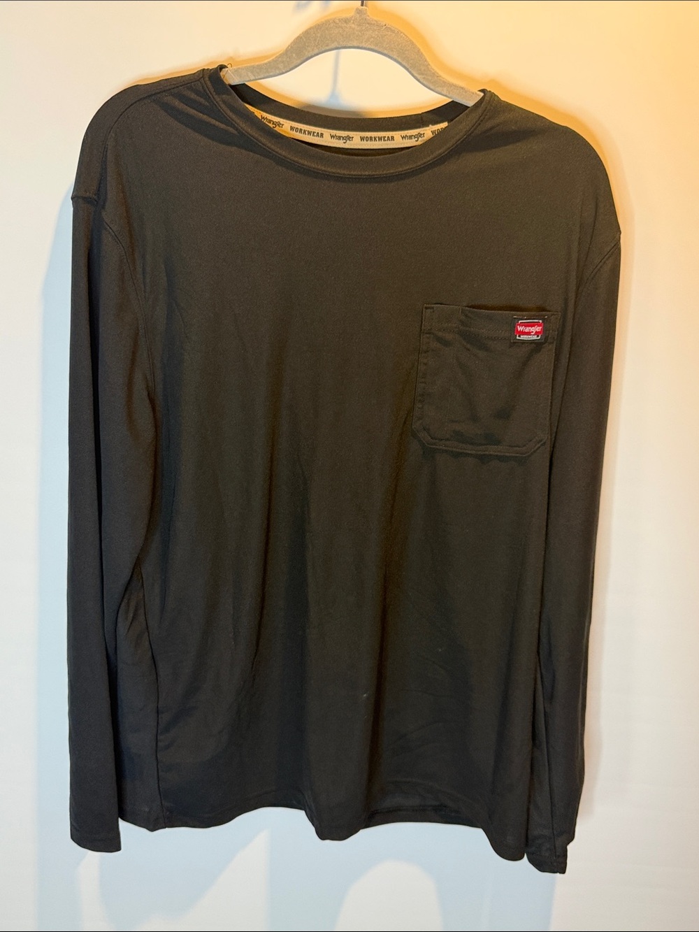 Wrangler Workwear Gray Long-Sleeve Pocket Tee Size: L